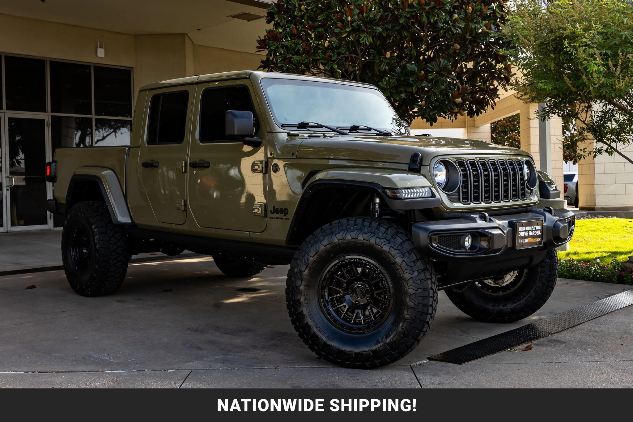Used 2025 Jeep Gladiator Sport AWD/4WD image 1