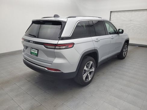 Used 2022 Jeep Grand Cherokee Limited 4xe w/ Luxury Tech Group II AWD/4WD image 9