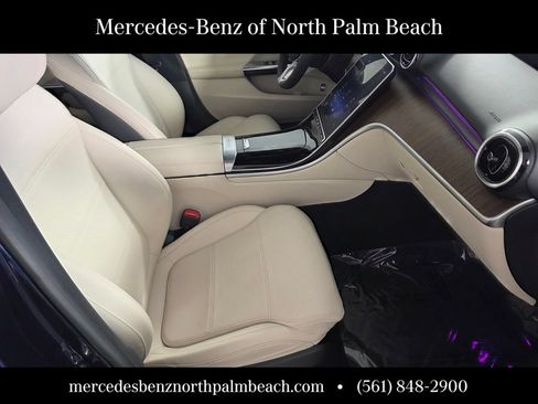 Certified 2023 Mercedes-Benz C 300 4MATIC Sedan image 27