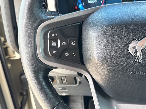Used 2025 Ford Bronco Outer Banks image 15