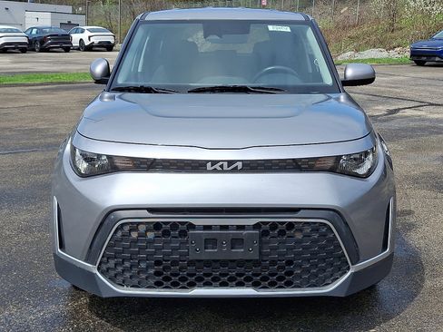 Used 2024 Kia Soul LX FWD image 2