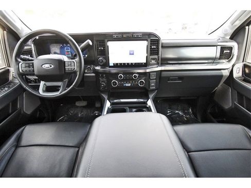 Used 2024 Ford F350 Lariat w/ Lariat Ultimate Package image 8