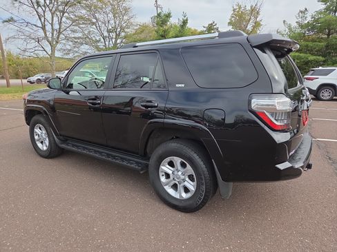 Certified 2024 Toyota 4Runner SR5 image 4