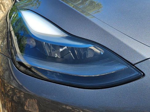 Used 2023 Tesla Model Y Long Range AWD/4WD image 25