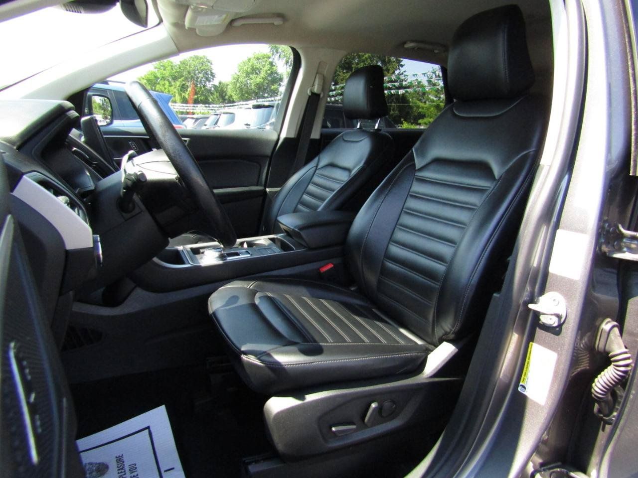 Used 2023 Ford Edge SEL AWD/4WD image 12