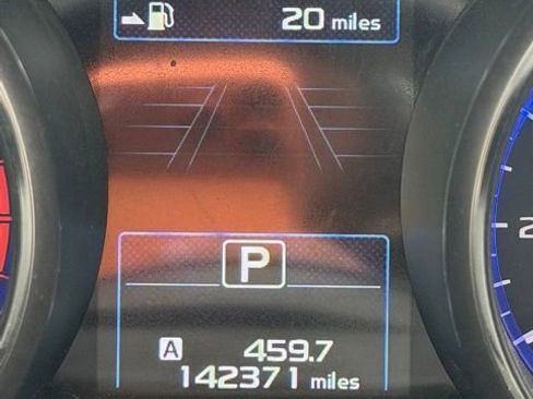 Used 2019 Subaru Outback 3.6R Limited AWD/4WD image 21