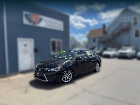 Used 2016 Lexus CT 200h w/ Accessory Package 2 FWD image 1