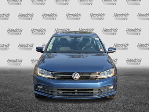 Used 2017 Volkswagen Jetta SEL image 3