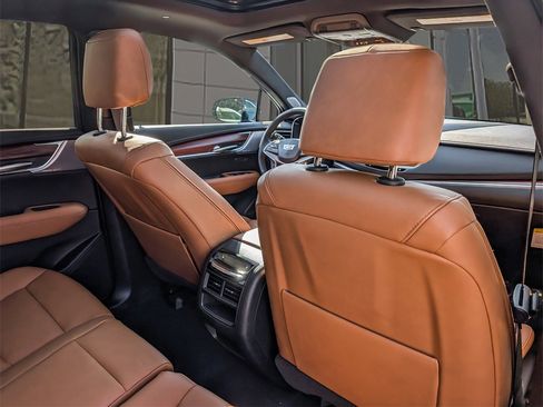New 2025 Cadillac XT5 Premium Luxury image 19