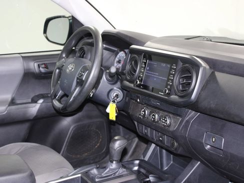 Used 2020 Toyota Tacoma SR w/ SR Convenience Package RWD image 30
