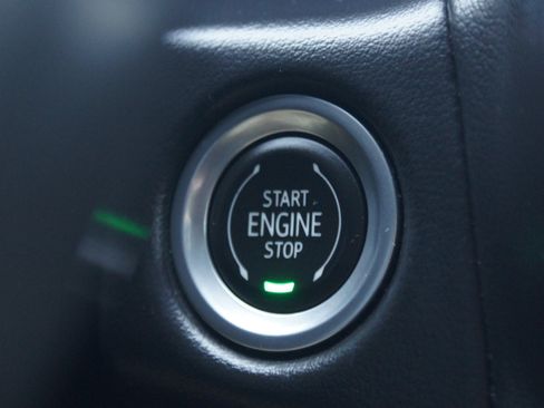 Used 2022 Chevrolet Tahoe Z71 image 9