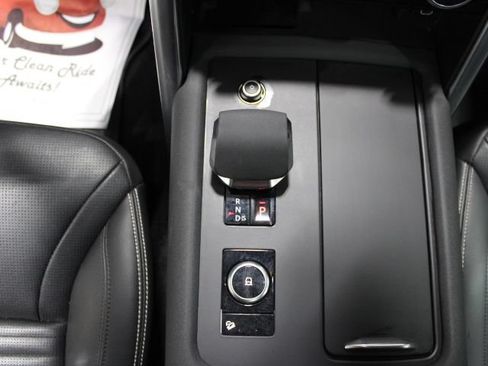 Used 2021 Land Rover Discovery S R-Dynamic AWD/4WD image 36