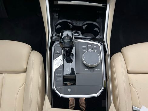 Used 2019 BMW 330i xDrive Sedan w/ Convenience Package image 12