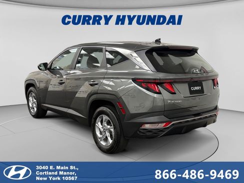 Used 2023 Hyundai Tucson SE AWD/4WD image 3