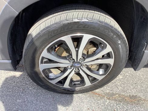 Used 2020 Subaru Forester Limited AWD/4WD image 19