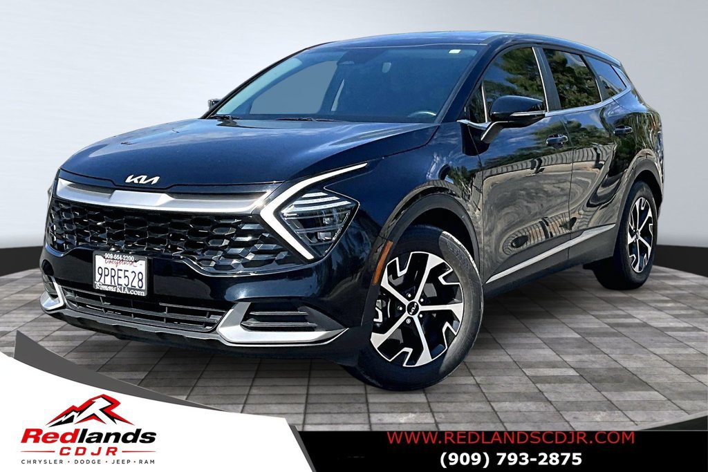 Used 2025 Kia Sportage EX FWD image 1