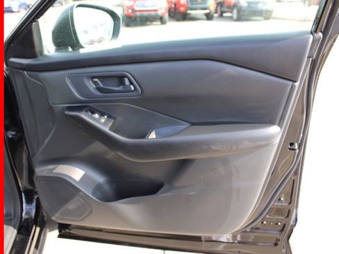 Certified 2024 Nissan Rogue S image 21