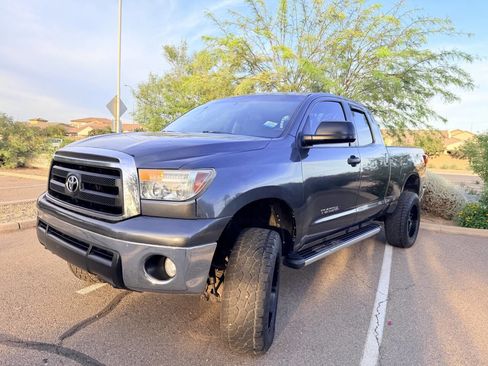 Used 2011 Toyota Tundra 2WD Double Cab w/ Tow Pkg image 3