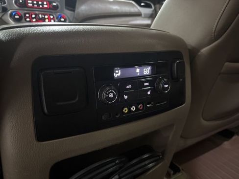 Used 2015 GMC Yukon SLT w/ Open Road Package image 37