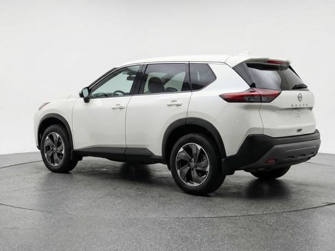 Used 2025 Nissan Rogue SV FWD image 6