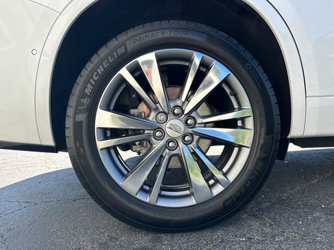 Certified 2025 Cadillac XT6 Premium Luxury w/ Platinum Package FWD image 17