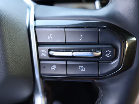 Used 2024 Chevrolet Colorado ZR2 w/ ZR2 Convenience Package III AWD/4WD image 23