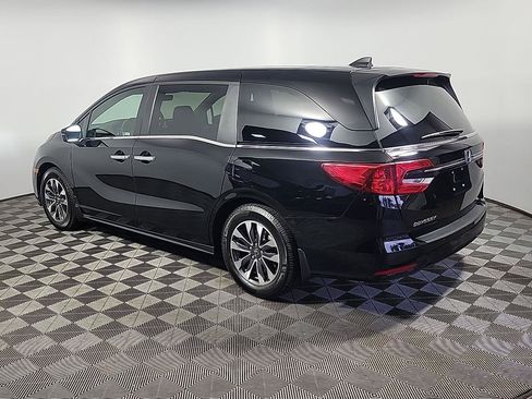 Certified 2024 Honda Odyssey EX-L image 8