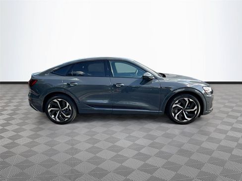 Certified 2024 Audi Q8 e-tron Premium Plus w/ Premium Plus Package AWD/4WD image 8