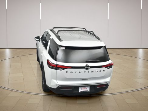 Certified 2025 Nissan Pathfinder SV FWD image 35