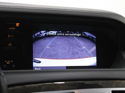 Used 2012 Mercedes-Benz CL 550 4MATIC image 21