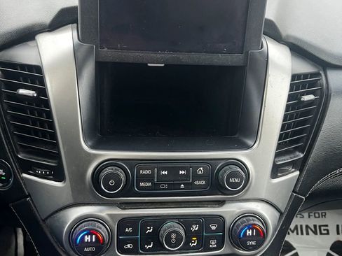 Used 2015 Chevrolet Suburban LTZ image 21