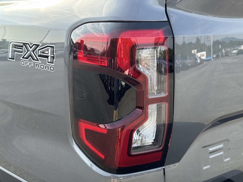 New 2026 Ford Ranger Lariat w/ FX4 Off-Road Package AWD/4WD image 10