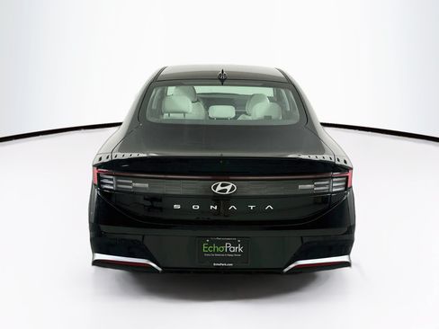 Used 2025 Hyundai Sonata SEL FWD image 7