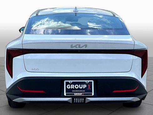 Certified 2025 Kia K4 LXS image 5