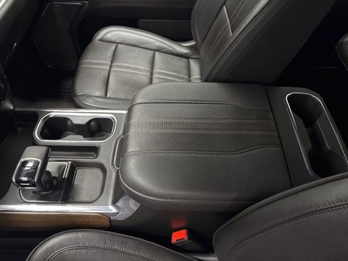 Used 2024 Chevrolet Silverado 1500 High Country w/ Technology Package image 19