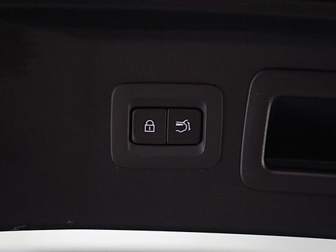 Certified 2025 MAZDA CX-90 Plug-In Hybrid w/ Preferred image 18