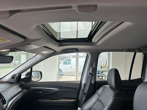 Used 2021 Honda Ridgeline RTL image 16