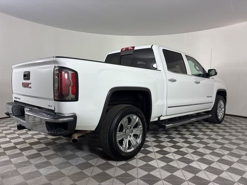 Used 2018 GMC Sierra 1500 SLT image 9