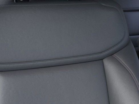 New 2026 Ford Expedition Active image 16