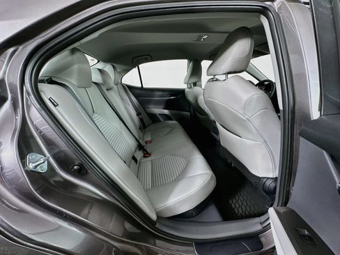 Used 2024 Toyota Camry SE FWD image 25