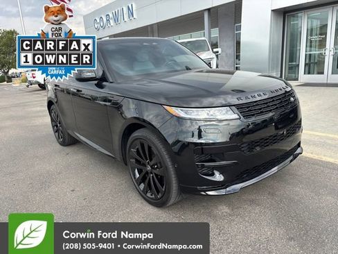 Used 2025 Land Rover Range Rover Sport Dynamic SE AWD/4WD image 3