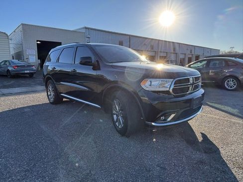 Used 2018 Dodge Durango SXT w/ Quick Order Package 2BB image 2