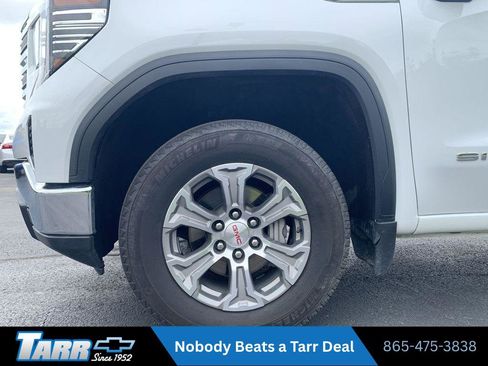 Used 2025 GMC Sierra 1500 SLT AWD/4WD image 18