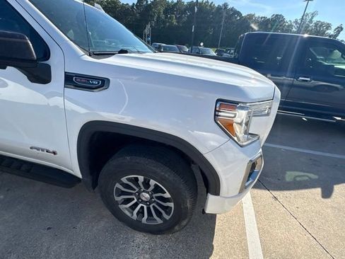 Used 2021 GMC Sierra 1500 AT4 w/ AT4 Premium Package AWD/4WD image 36