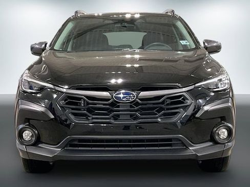Used 2025 Subaru Crosstrek 2.5i Limited AWD/4WD image 2
