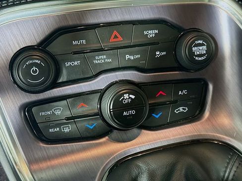 Used 2018 Dodge Challenger R/T Scat Pack image 17