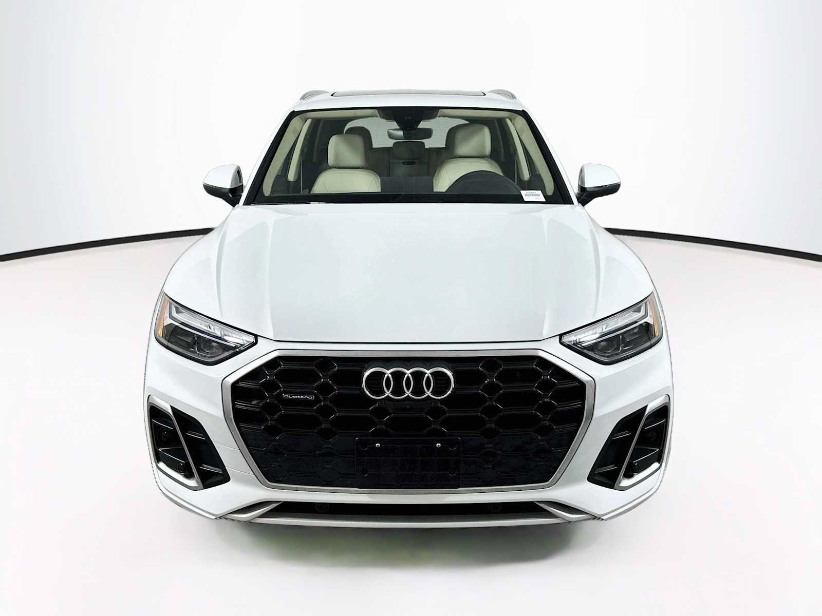 Used 2023 Audi Q5 2.0T Premium Plus w/ Premium Plus Package AWD/4WD image 6