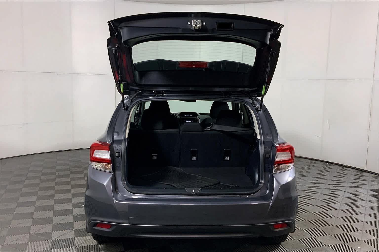 Used 2018 Subaru Impreza 2.0i AWD/4WD image 35
