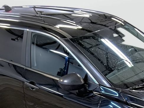 Used 2023 Nissan Rogue S AWD/4WD image 16
