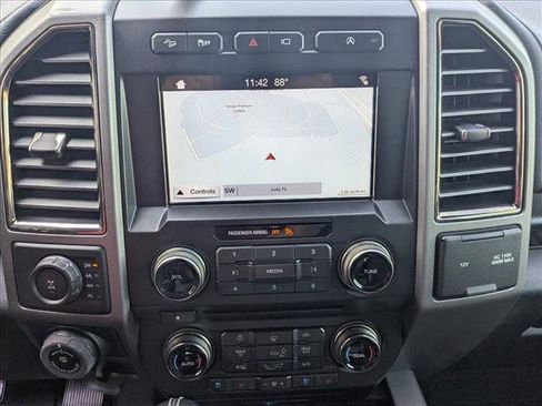 Used 2018 Ford F150 Raptor w/ Equipment Group 802A Luxury image 13